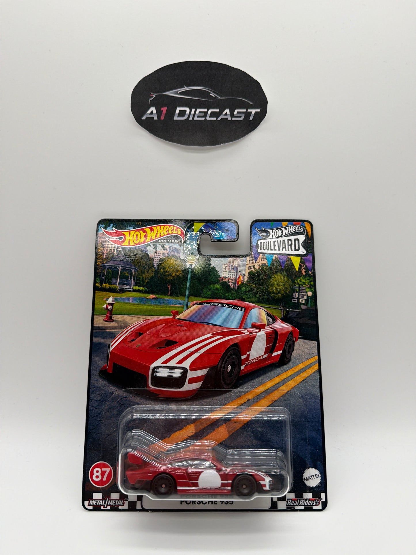 Hot Wheels Premium Boulevard Porsche 935