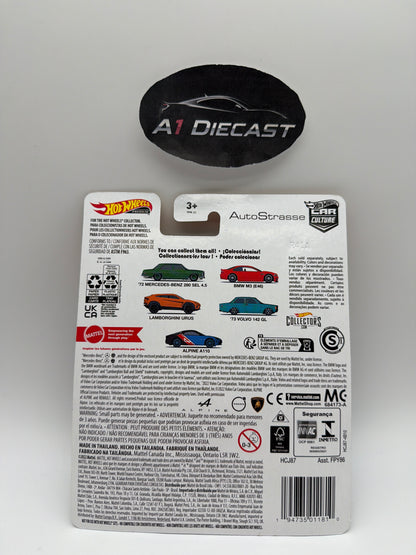 Hot Wheels Premium Car Culture ‘73 Volvo 142 GL
