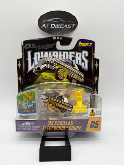 Car Tuned Lowriders ‘85 Cadillac Fleetwood Coupe series 3 // 05