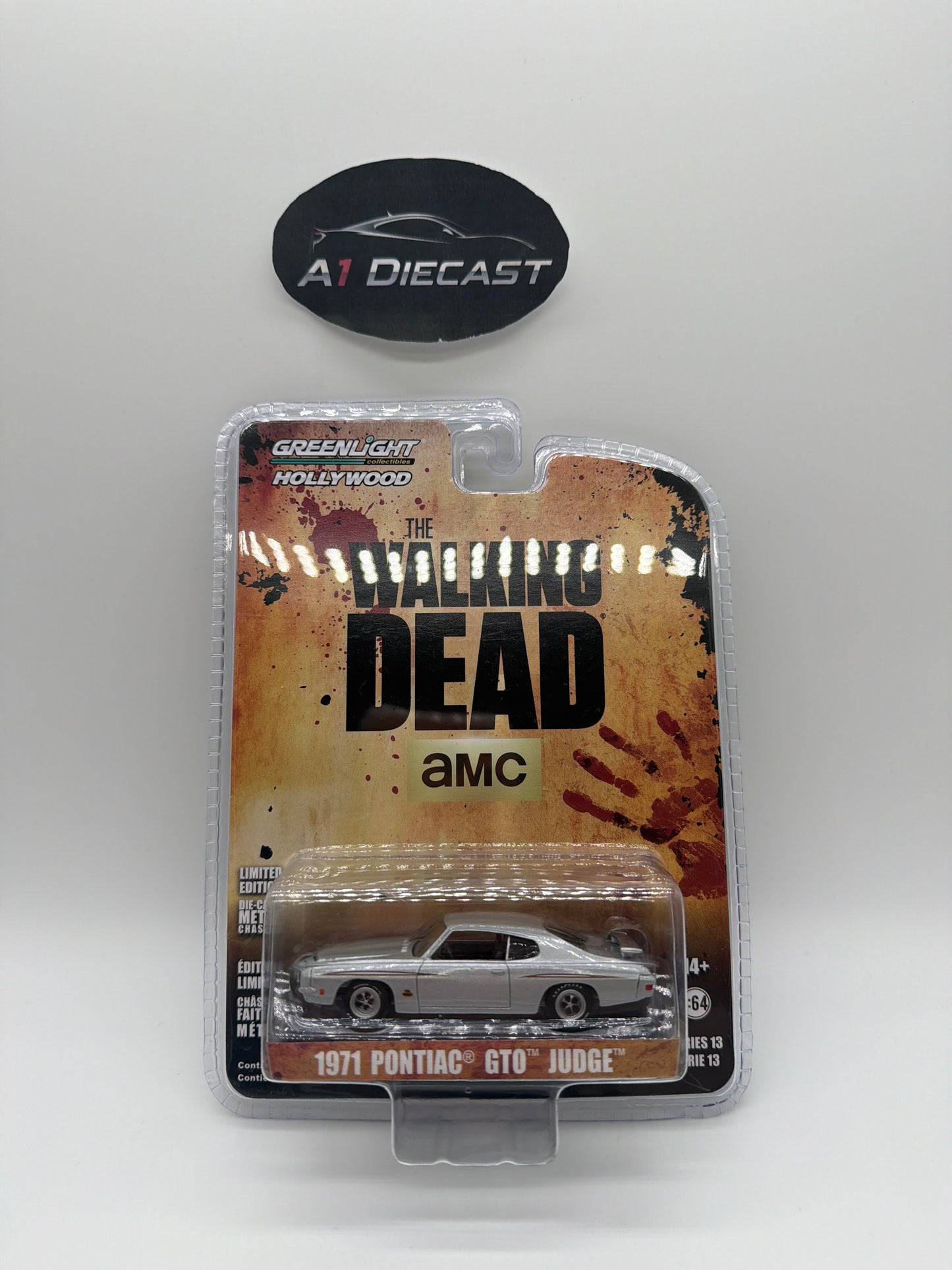 Greenlight Hollywood The Walking Dead 1971 Pontiac GTO judge