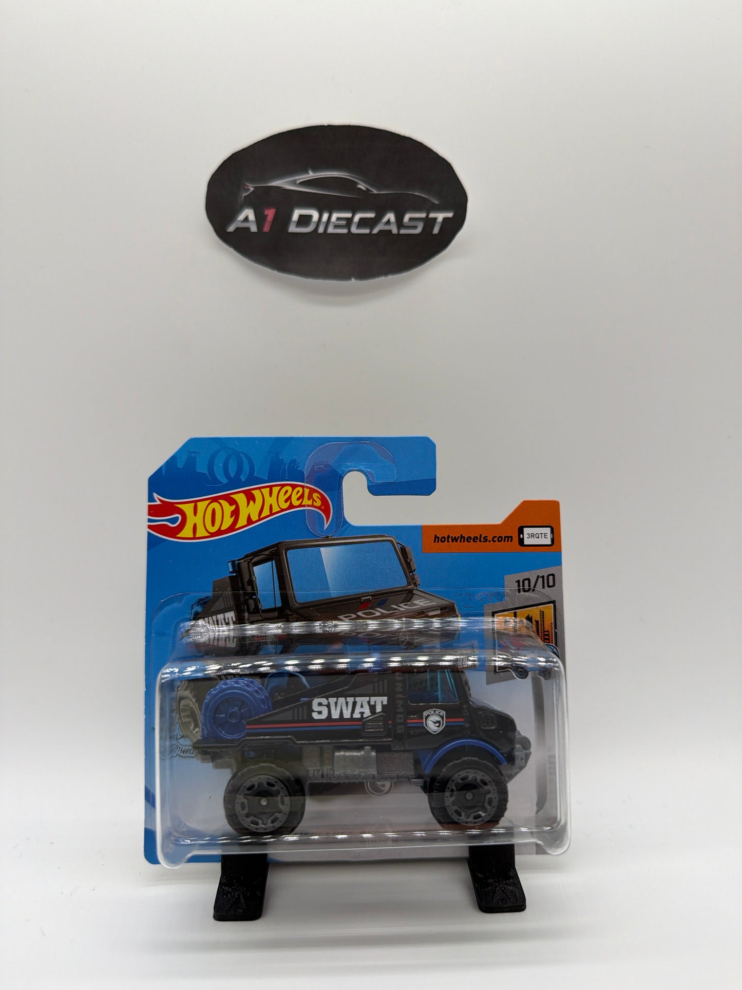 Hot Wheels Mercedes-Benz Unimog 1300 Treasure Hunt