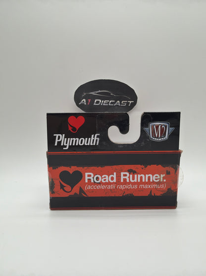 M2 Machines 1969 Plymouth Road Runner Chase