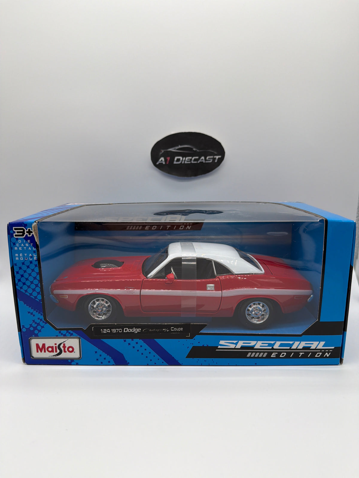 Maisto 1:24 1970 Dodge Challenger R/T Convertible