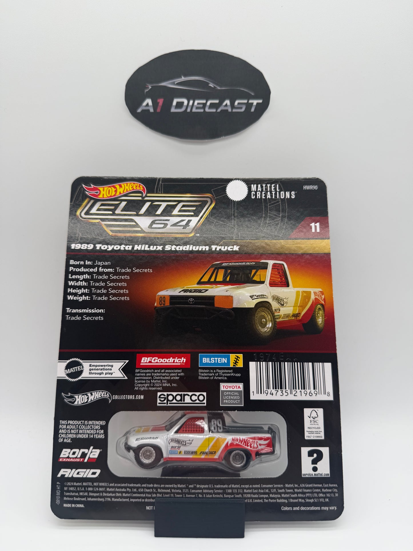 Hot Wheels Elite 64 1989 Toyota HiLux Stadium Truck