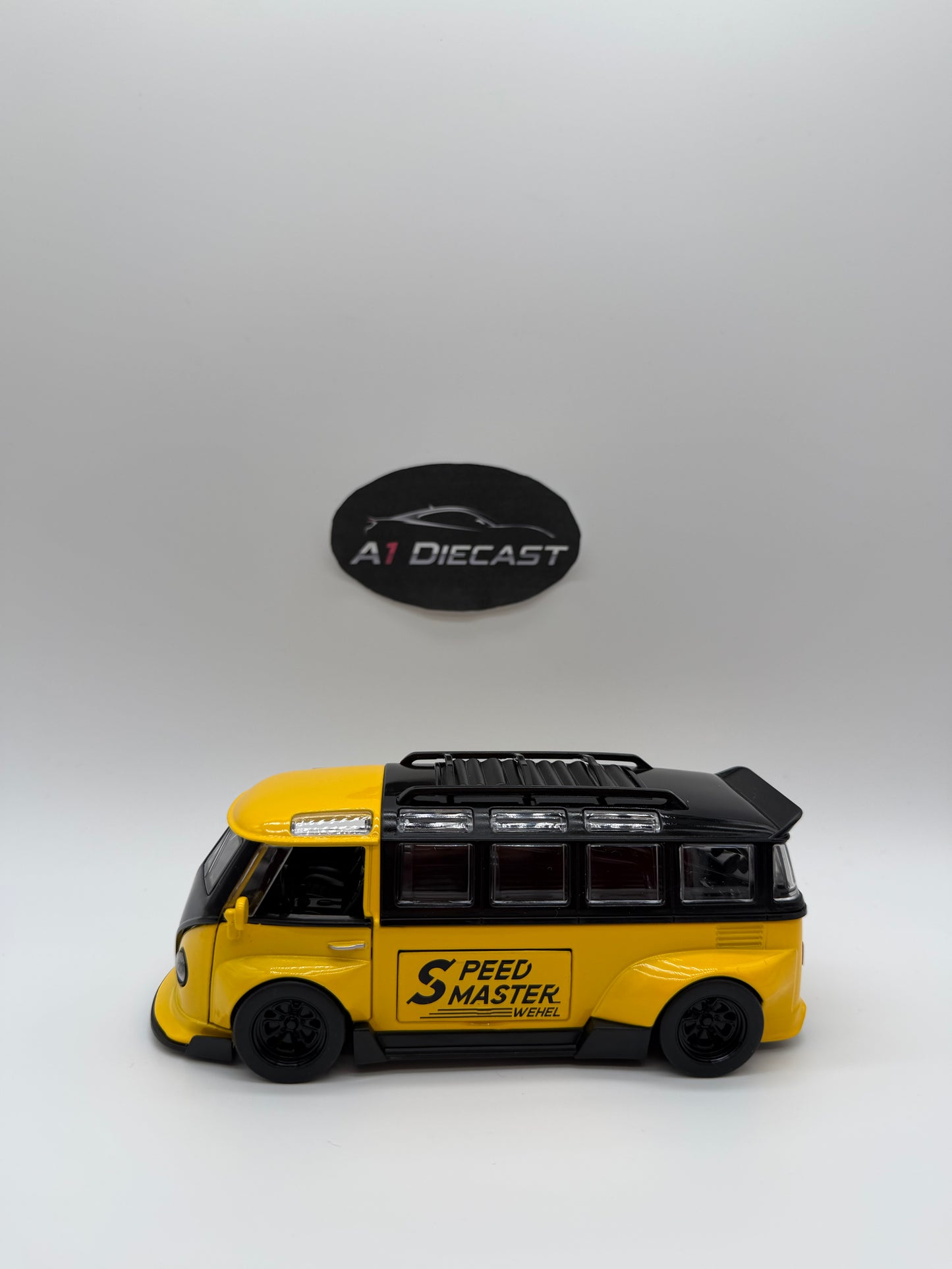 Pull Toy Volkswagen T1 Bus