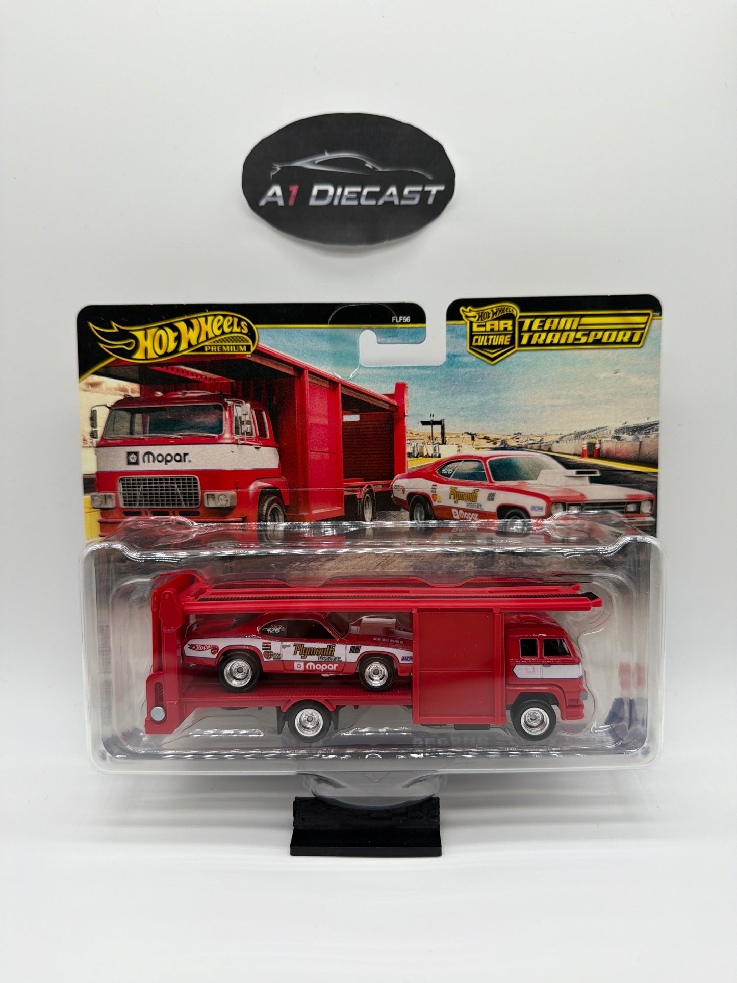 Hot Wheels Premium Car Culture Team Transport ‘72 Plymouth Duster & Second Story Lorry