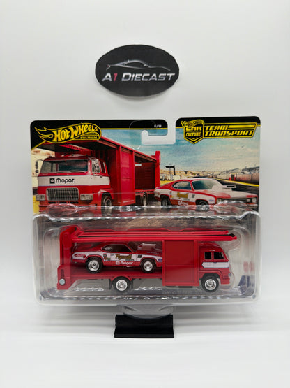 Hot Wheels Premium Car Culture Team Transport ‘72 Plymouth Duster & Second Story Lorry