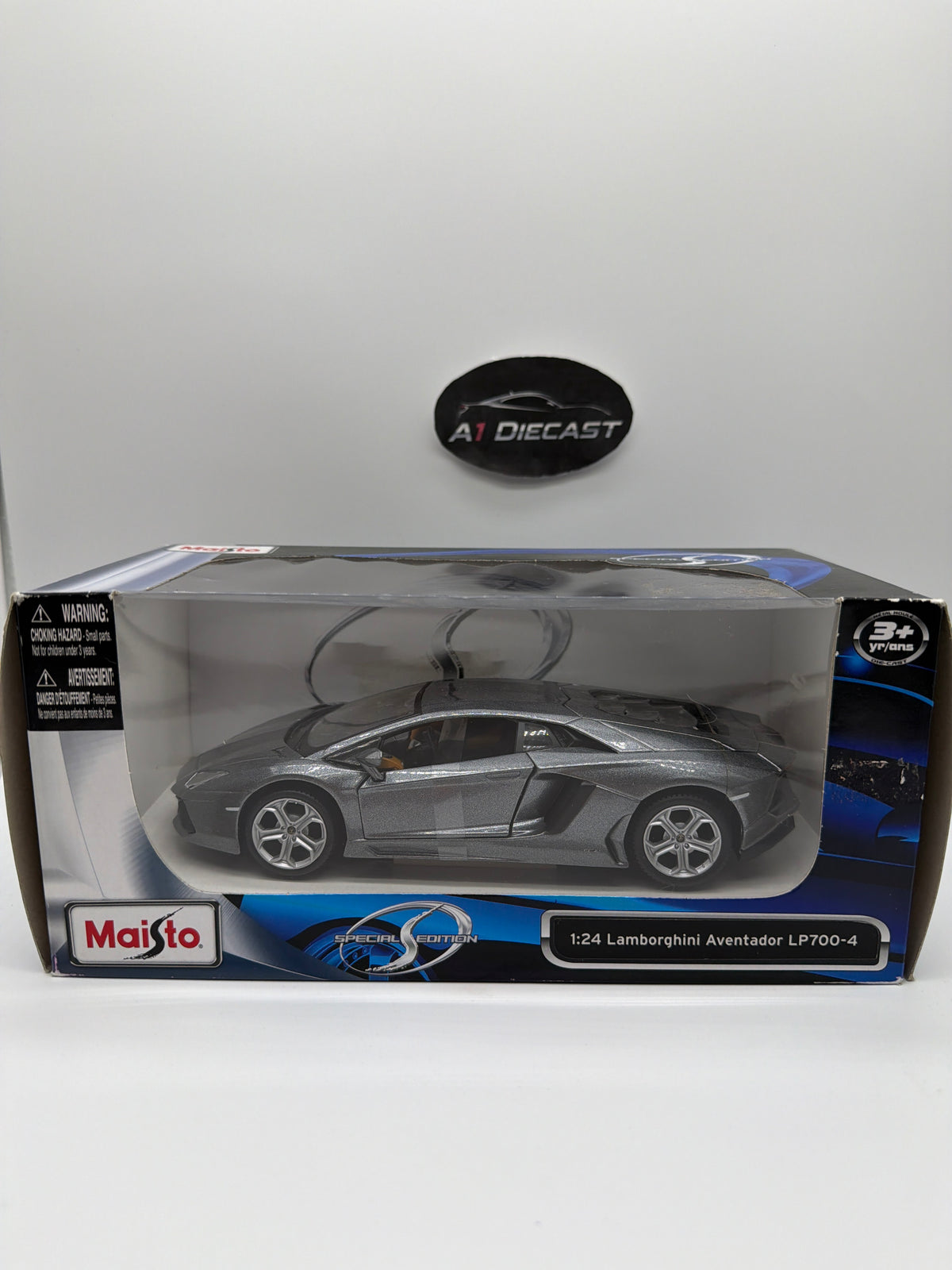 Maisto 1:24 Lamborghini Aventador LP700-4