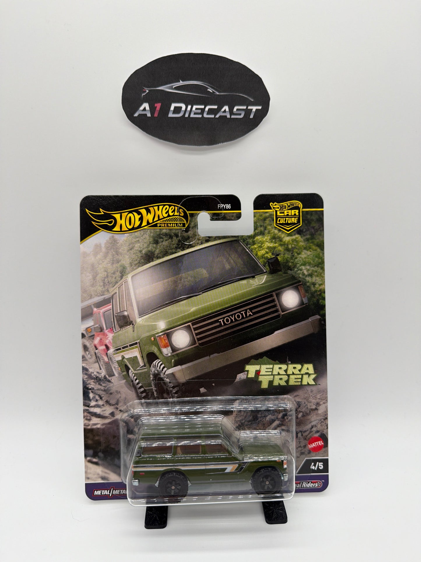 Hot Wheels Premium Car Culture Toyota Land Cruiser FJ60