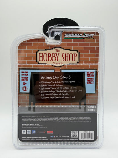 Greenlight The Hobby Shop 1971 Dodge Challenger “Shakedown Tribute” with Race Car Driver Chase