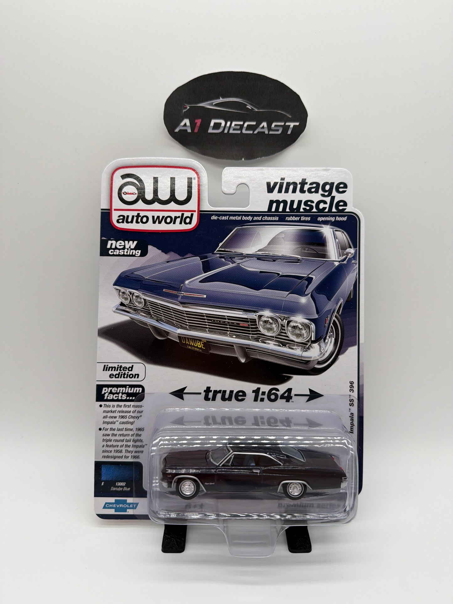 Auto World Premium 1965 Chevy Impala SS 396