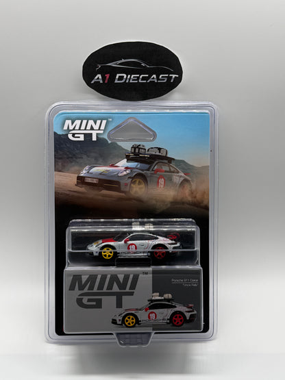 Mini GT Porsche 911 Dakar