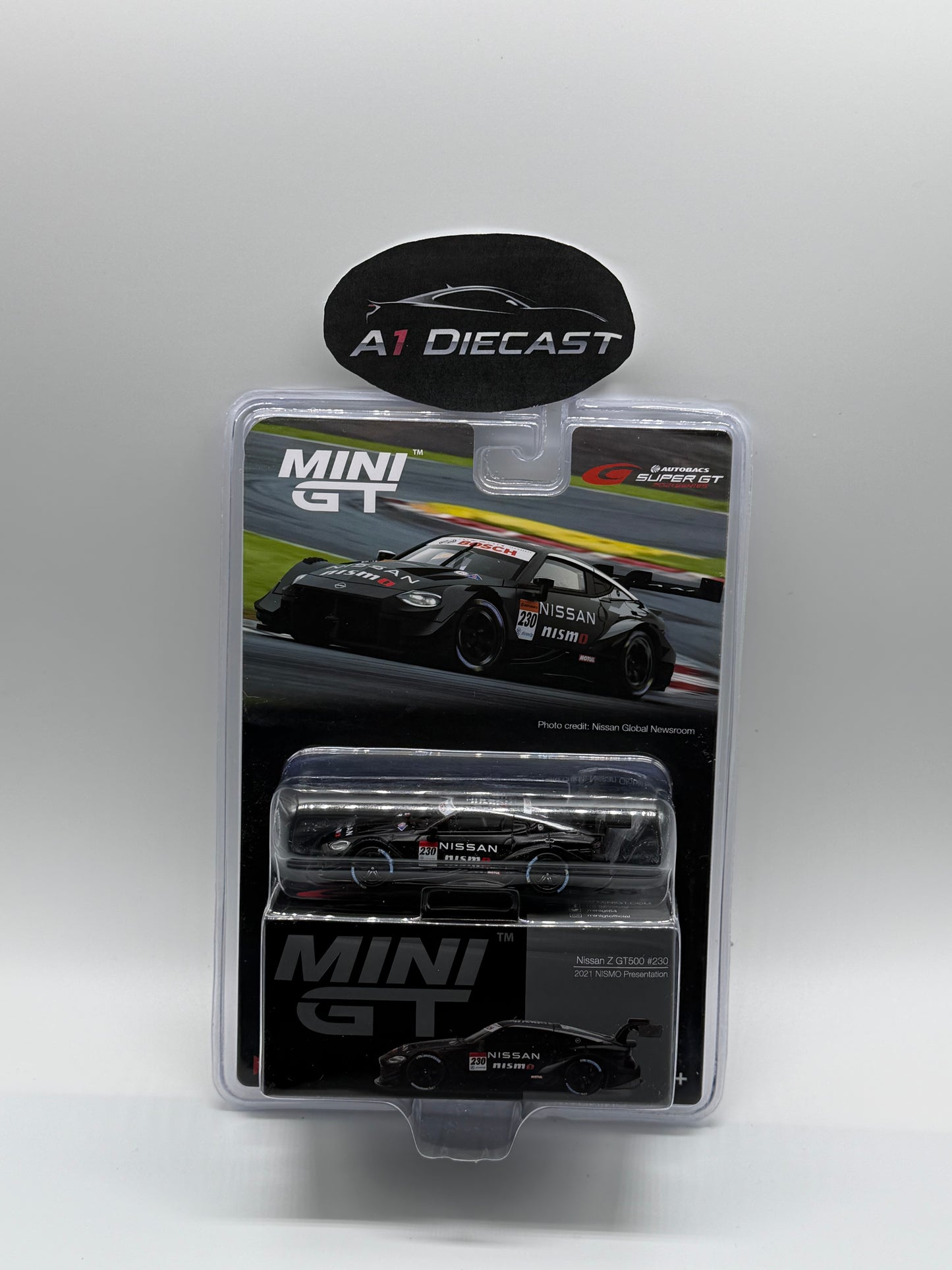 Mini GT Nissan Z GT500 #230