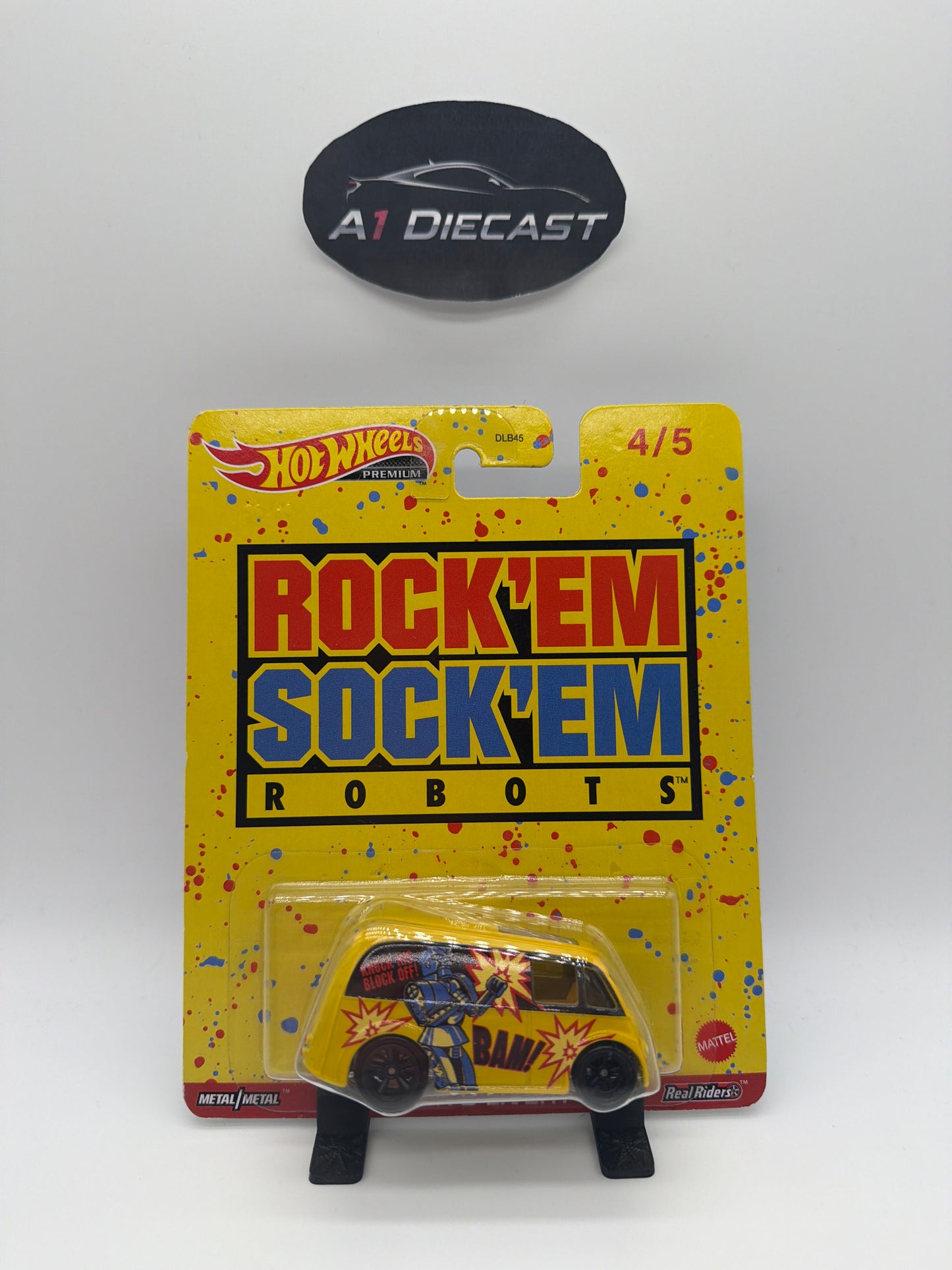 Hot Wheels Premium Rock’em Sock’em Robots Quick D-Livery
