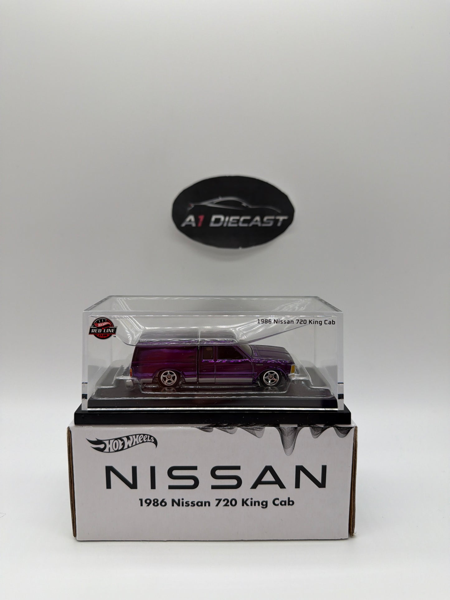 Red Line Club 1986 Nissan 720 King Cab