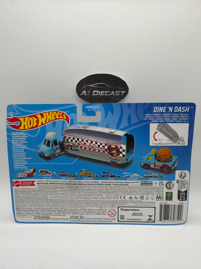 Hot Wheels Super Rigs Dine ‘N Dash