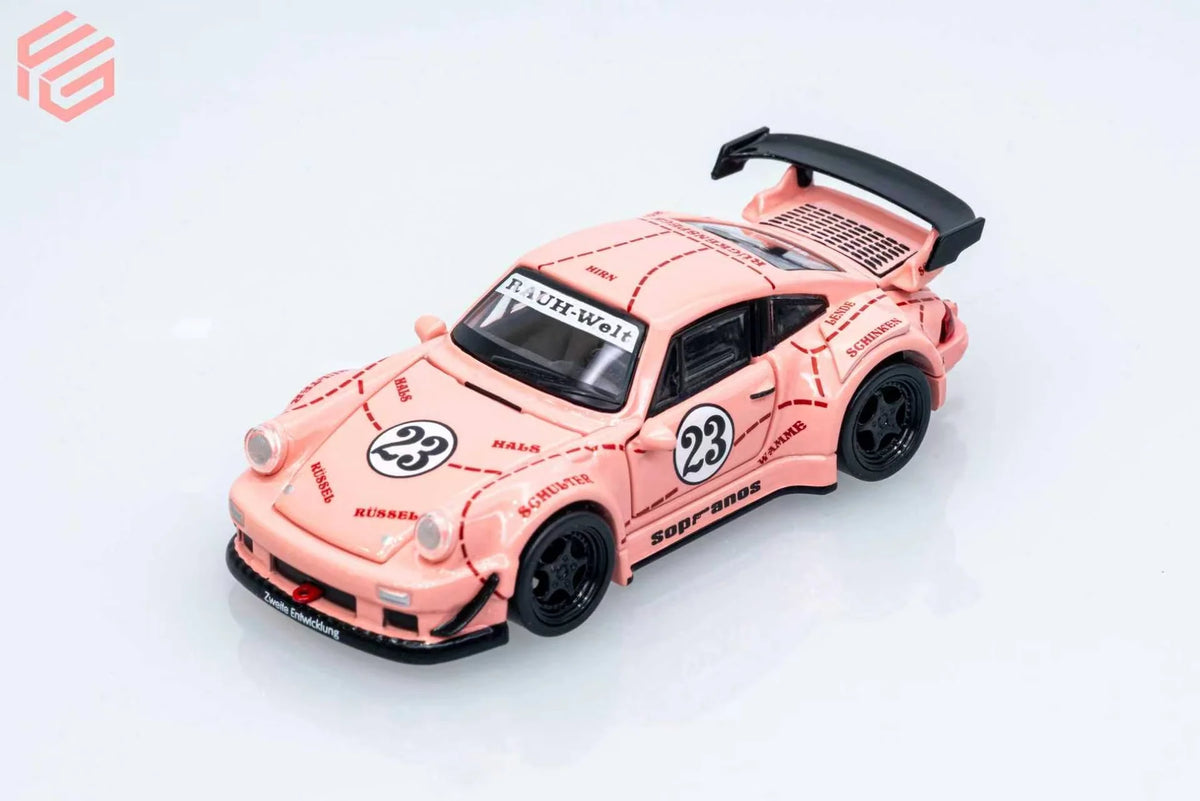 [PRE-ORDER] FG 1:64 RWB 930 Pink Pig 64003-06